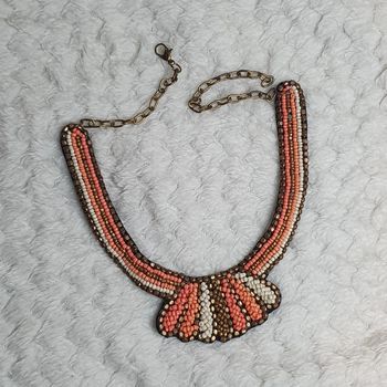 Collier plastron de perles collar beads