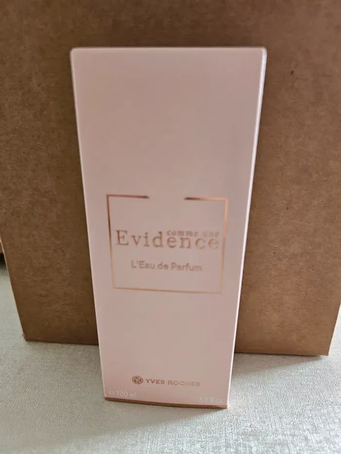 Parfum comme une évidence - photo numéro 2