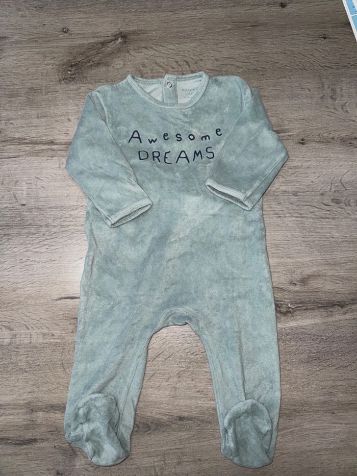 Pyjama kiabi 12 mois