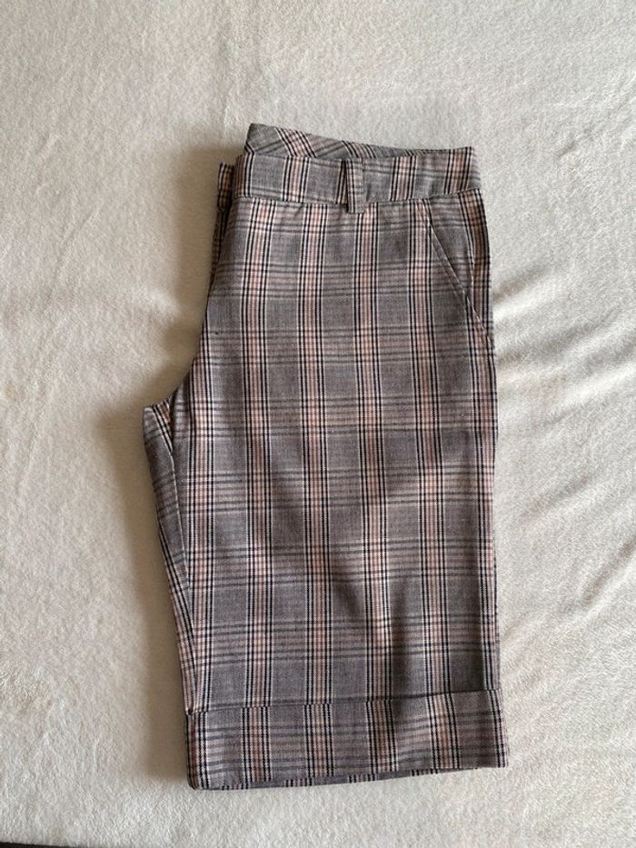Short bermuda C&A clockhouse Gris beige noir à carreaux taille 42 - photo numéro 20