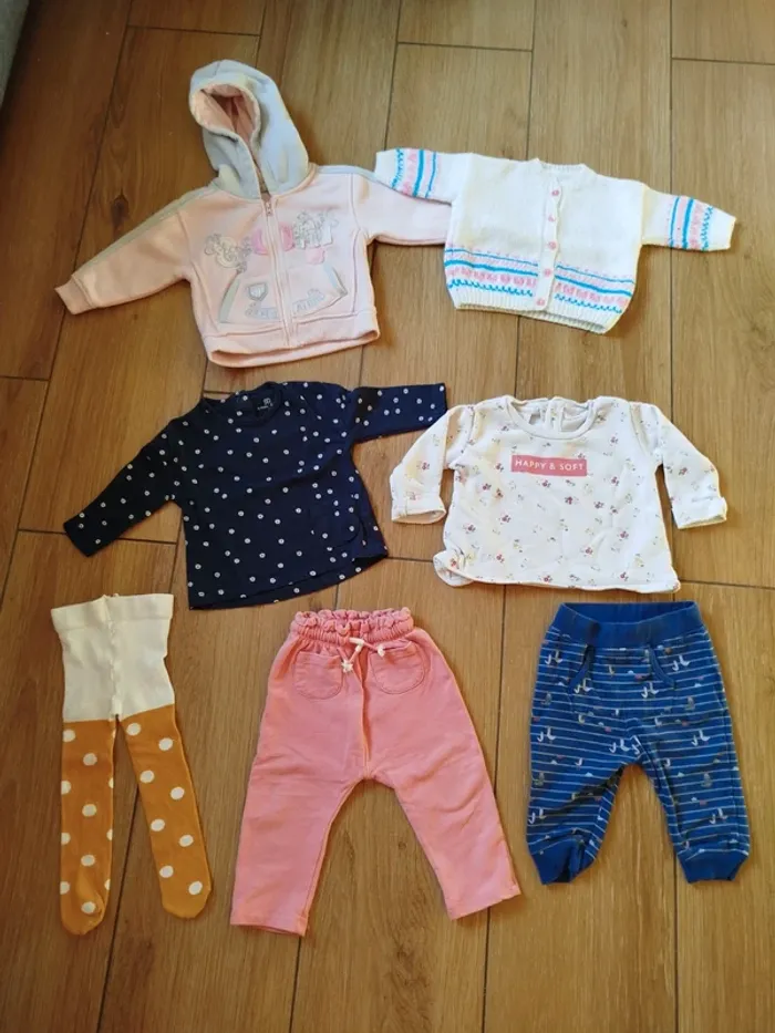 Lot vêtements automne/hiver bébé fille 6 mois