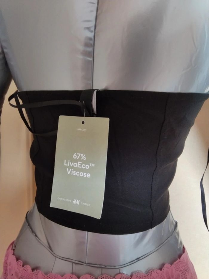 Crop-top dos nu. Marque H & M (A54) - photo numéro 5