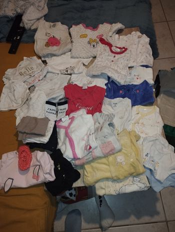 Vêtements fille 1 mois