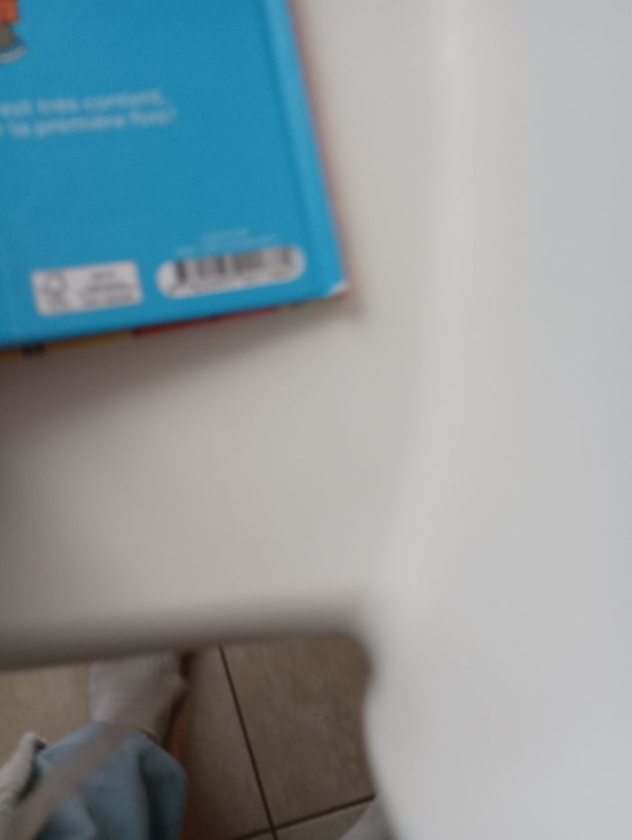 Livre T'choupi prend l'avion histoires a lire et à écouter - photo numéro 3