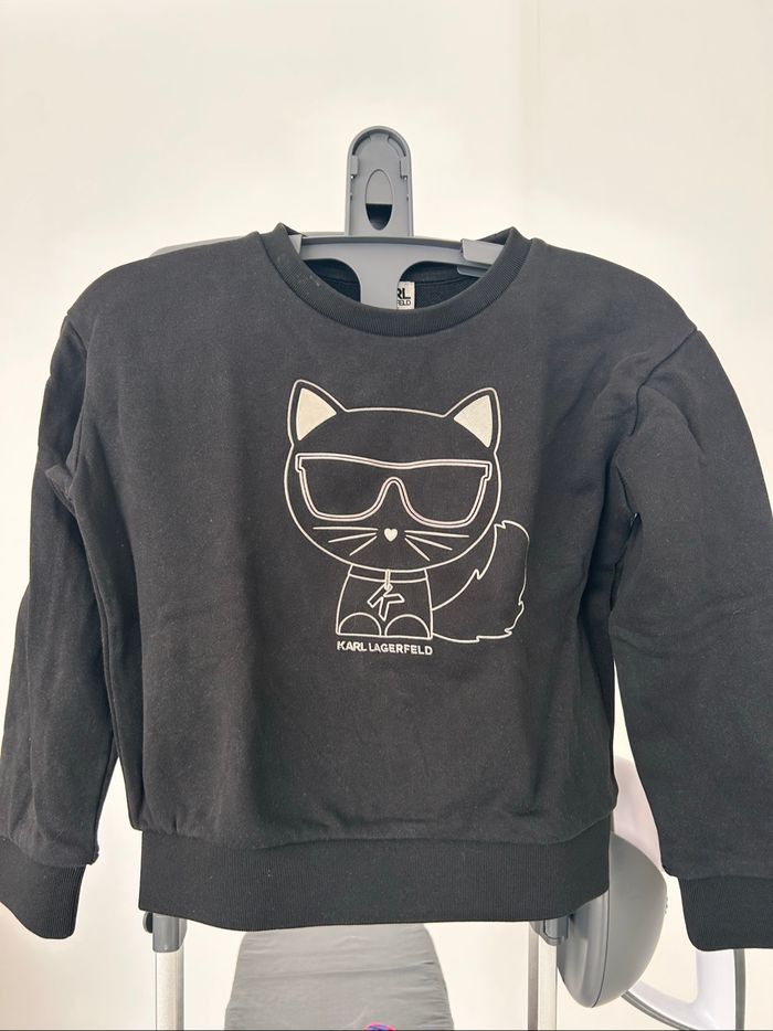 Sweat fille 8 ans
