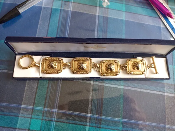 Bracelet original doré