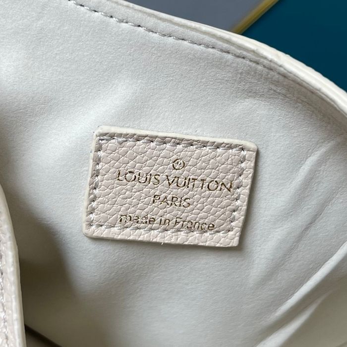 Louis Vuitton M24611 - photo numéro 9