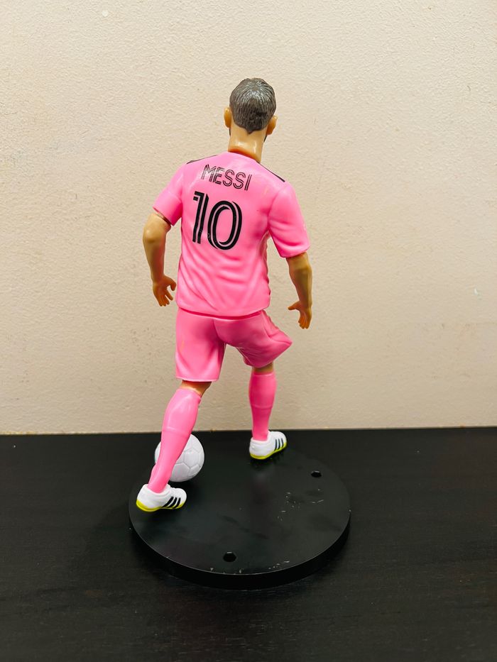 Figurine  Messi  18 cm - photo numéro 3