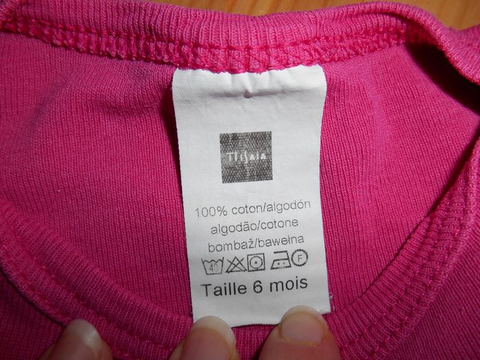 Lot 2 bodies fille 6 mois manches courtes - photo numéro 2