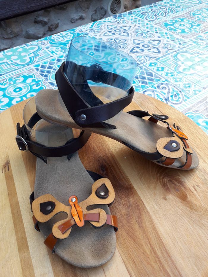 Sandales cuir, brides forme papillon en cuir - photo numéro 2
