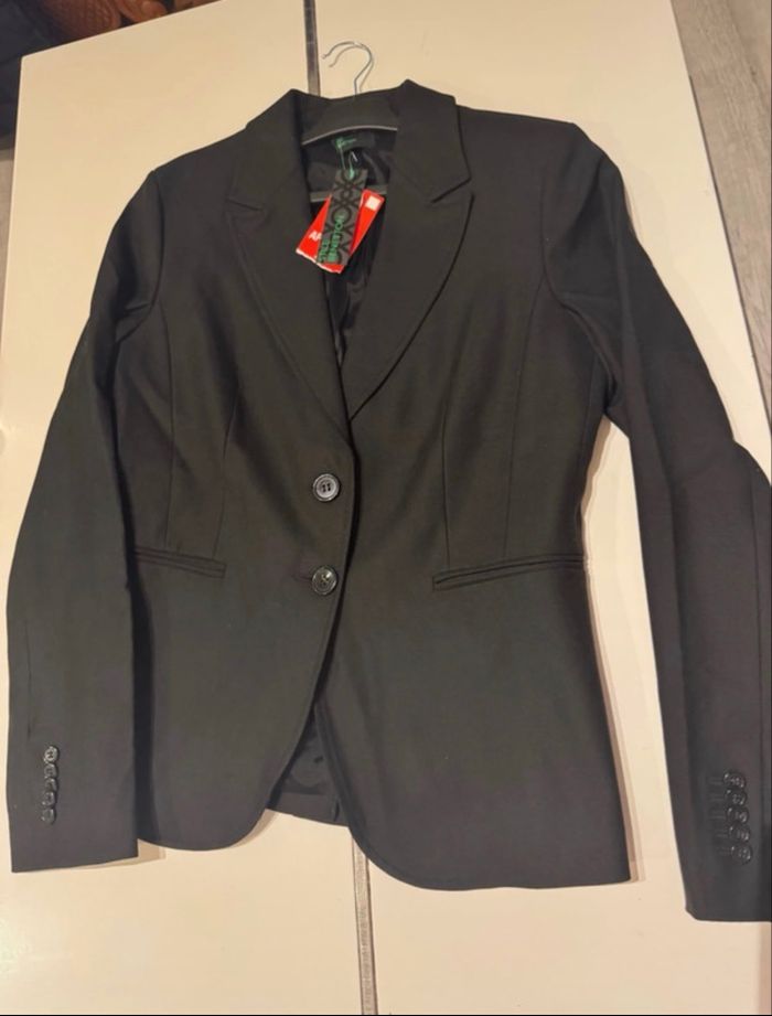 Blazer neuf jamais porté - photo numéro 1