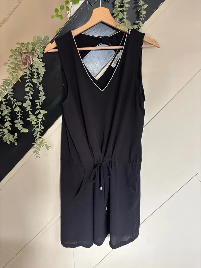 Robe noire