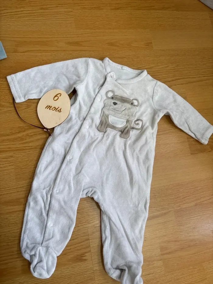 3 pyjama - photo numéro 5