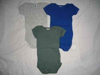 lot 3bodies Petit Bateau garçon 6mois