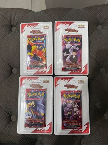 Artset EV10 Pokémon scellé