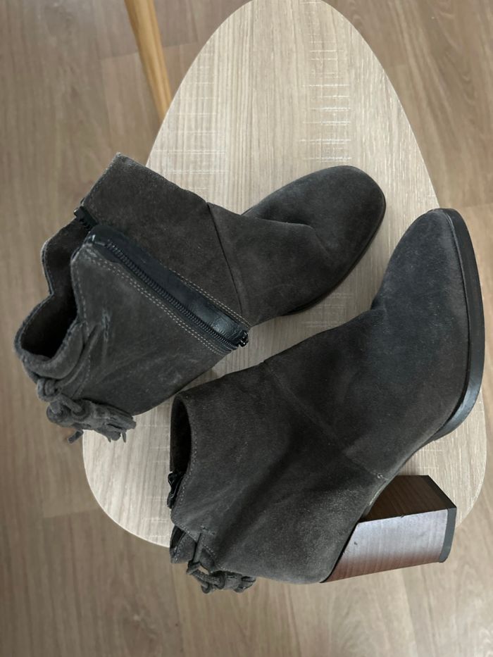 Chaussure à talon gris - taille 39 - photo numéro 2