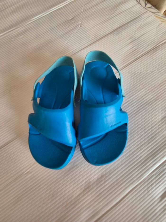 Lot chaussures bébé garçon taille 22-23 - photo numéro 2