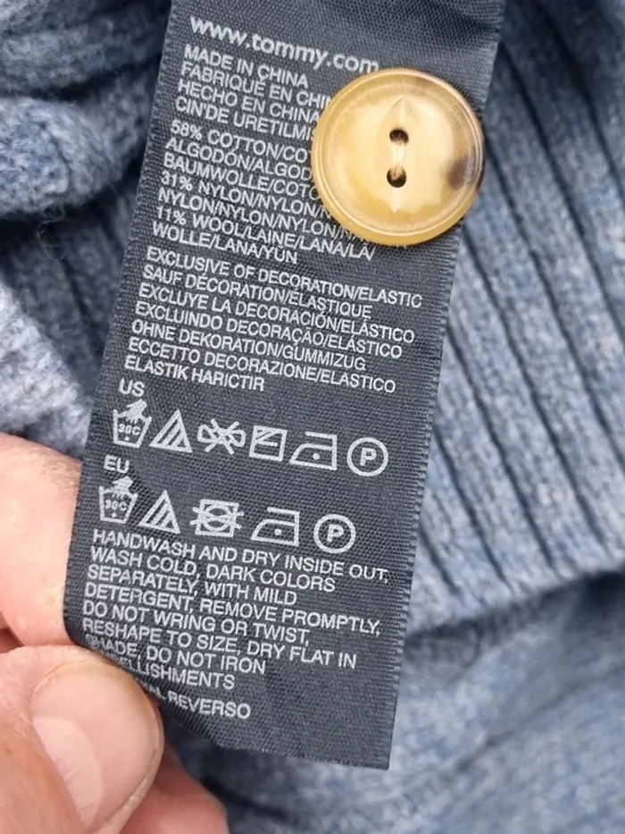 Pull torsadé col châle Tommy Hilfiger bleu clair, L Hommes (mesures en photos) - photo numéro 7