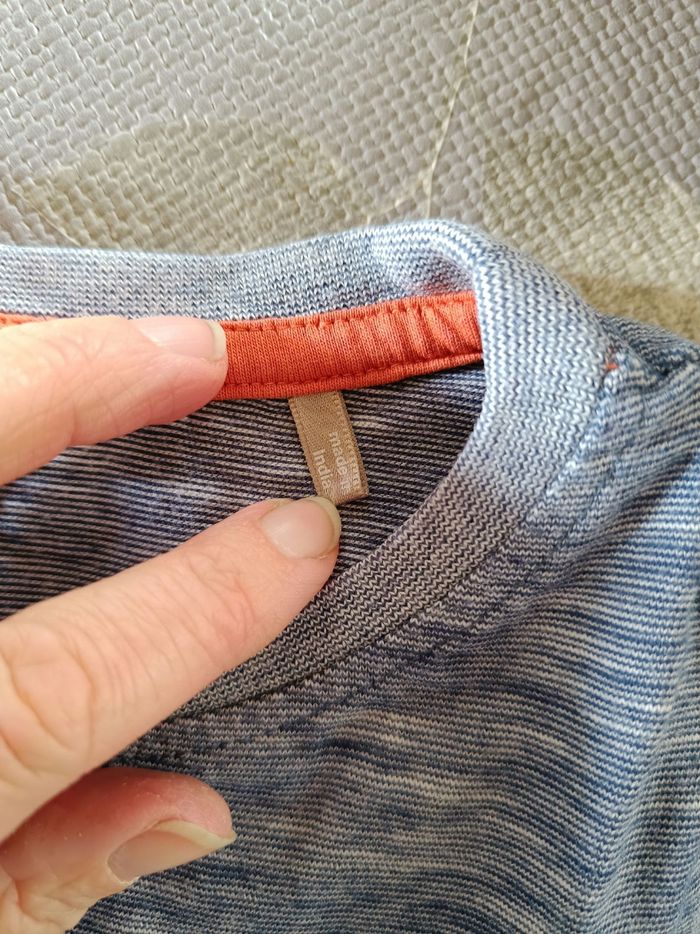 Tee-shirt manches longues bleu - photo numéro 2