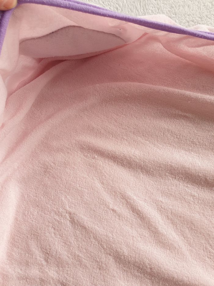 Cape de bain rose et violette - photo numéro 3