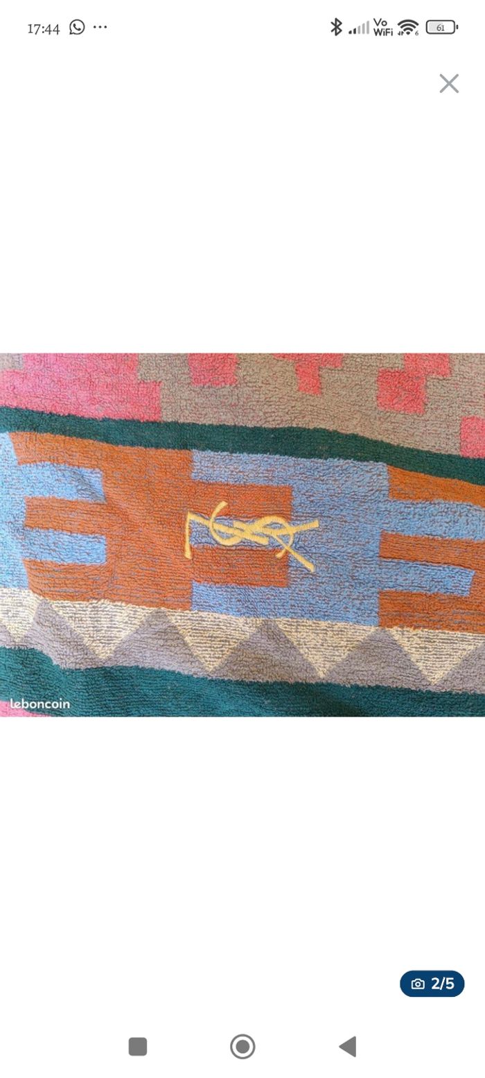 Serviette vintage YSL - photo numéro 4