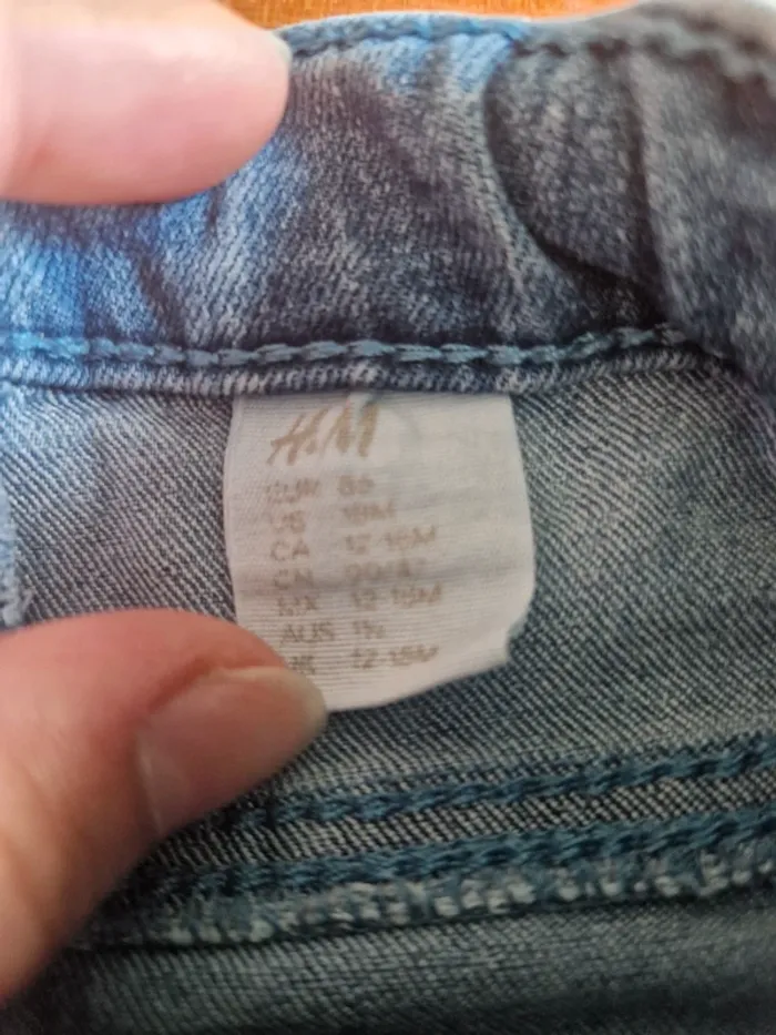 Jeans H&M 12-18mois - photo numéro 3