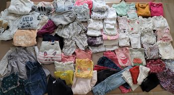 Lot vêtements 18 mois fille
