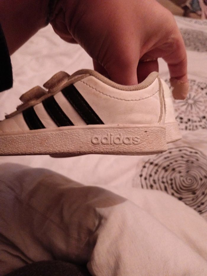 Chaussures basket T 22 - photo numéro 4