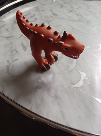 Jouet dinosaure 