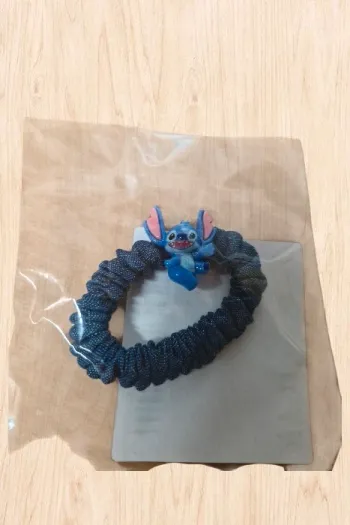 Élastique à cheveux Stitch