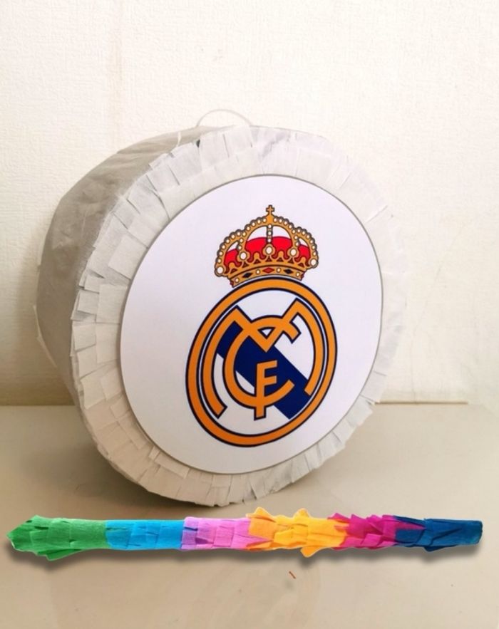 pinata Real Madrid pour Anniversaire enfant - photo numéro 2