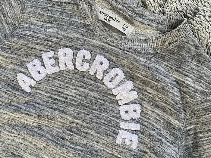 Pull gris chiné Abercrombie - taille 7/8 ans - photo numéro 3