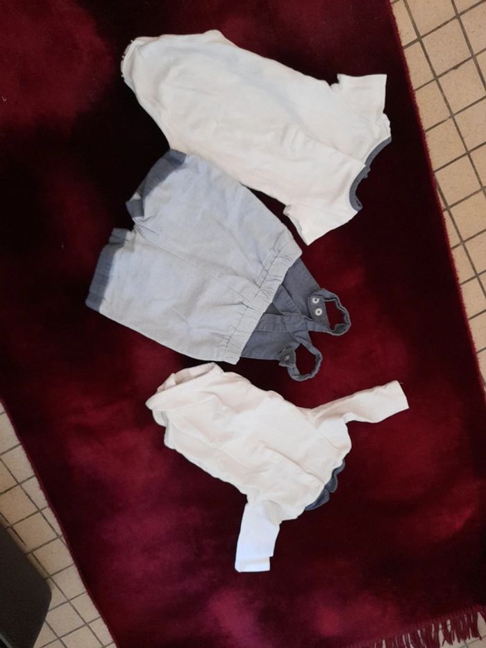 Ensemble 2 body et 1 salopette 3 mois - photo numéro 5