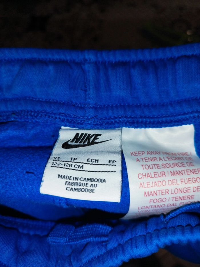 Ensemble de sport Nike - photo numéro 4