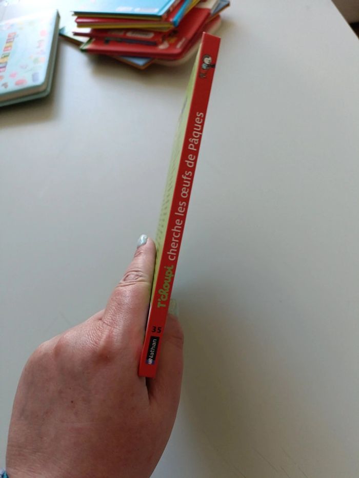 Livre T'choupi cherche les œufs de Pâques Nathan - photo numéro 2