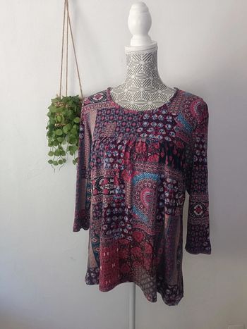 🌸 Haut coloré taille 44