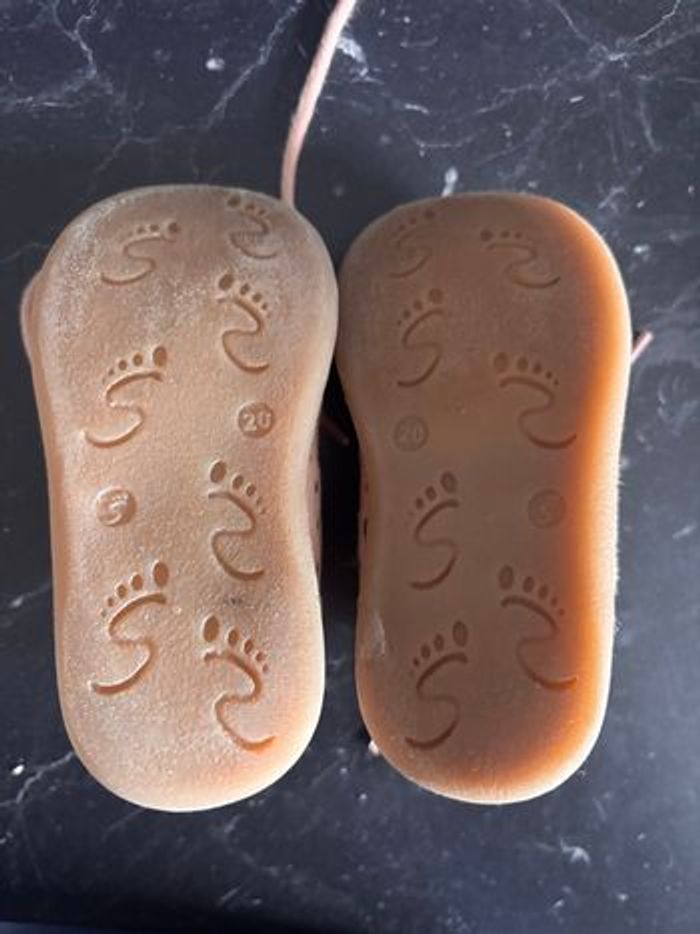 chaussures premiers pas en taille 20 - photo numéro 2