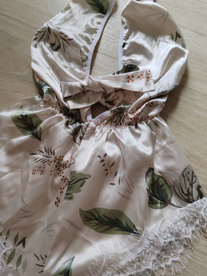 Combishort lingerie - photo numéro 2