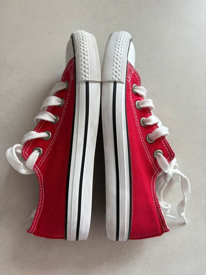 Baskets en toile rouge - taille 32 - Tex - photo numéro 6