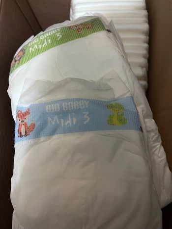 Lot 36 couches taille 3