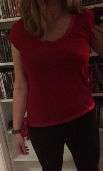 Haut manches courtes rouge top t shirt col V maille et satin La redoute 38/40