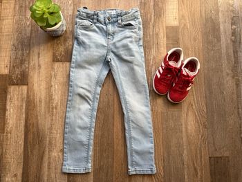 - Jeans Gemo  - 6 ans - Bon état, tache derrière