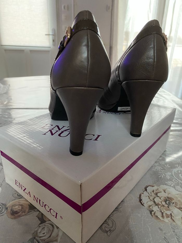 Chaussures - Pointures 40 - photo numéro 2