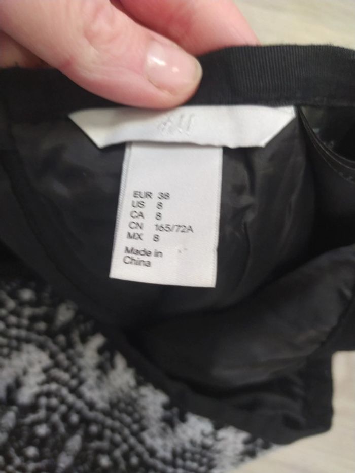 Jupe H et M - photo numéro 5