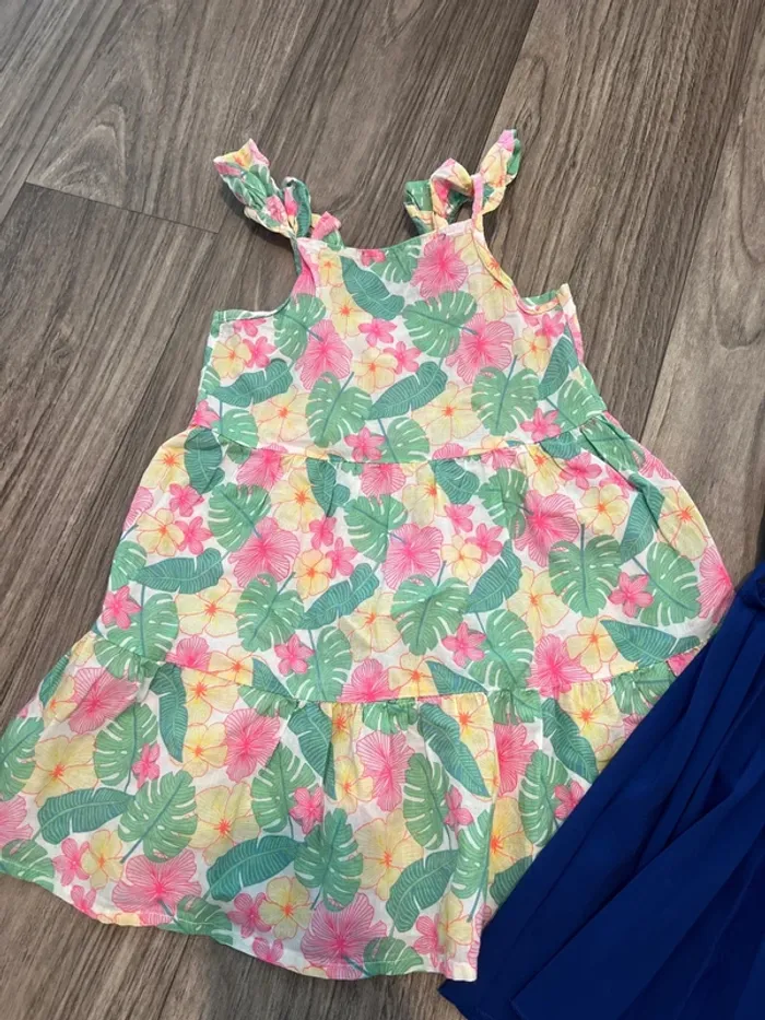 Lot de 2 robes - photo numéro 2