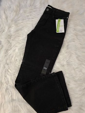 Neuf (non porté)🏷😍🤩🩷 superbe  Jeans bootcut 9 ans fille😍🤩🩷