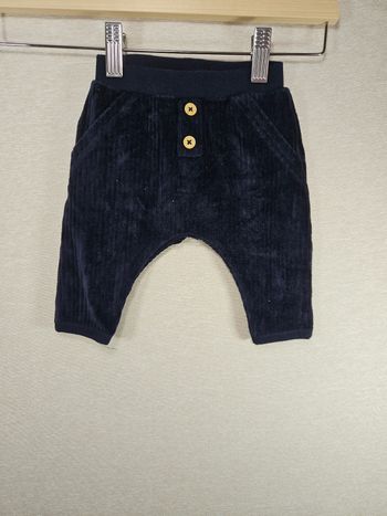Pantalon en velour côtelé kiabi 3 mois