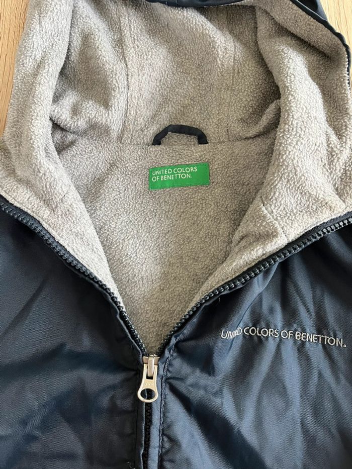 Veste polaire et imperméable Benetton taille 12 ans - photo numéro 3