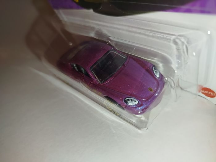 Hot Wheels Porsche Cayman S Purple and Gold Mix B 2025 - photo numéro 4