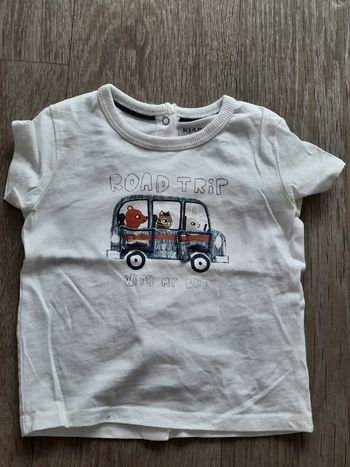 Tee shirt manche courte 12 mois 
Marque kiabi